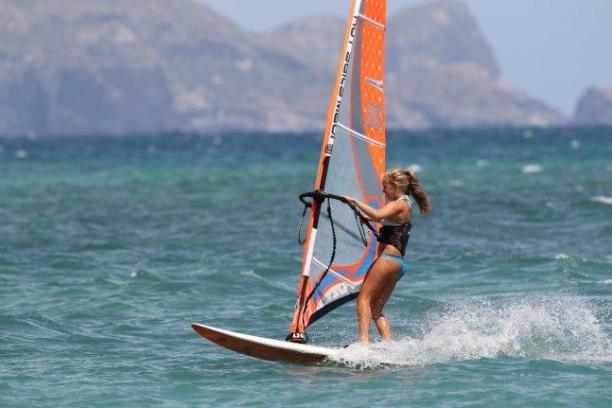 girl windsurfing